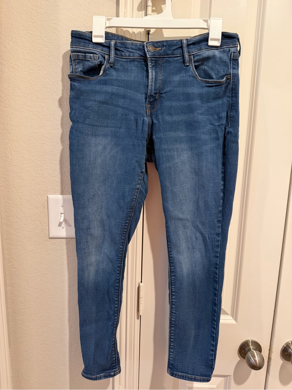 Old Navy Rockstar Super Skinny Dark Wash Jeans- 12 Short